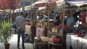 Mobilna pijaca u Prištini