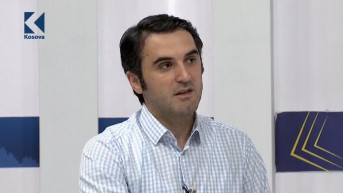Artan Muhadžiri, stručnjak za politička pitanja Artan Muhadžiri