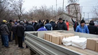 Spirić sa raseljenim Srbima iz Svinjara