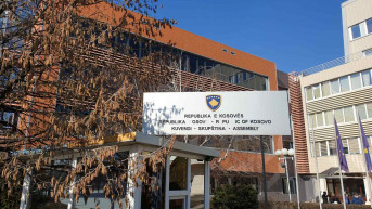 Skupština Kosova - tabla - Miljko.jpg Skupština Kosova - tabla - Miljko.jpg