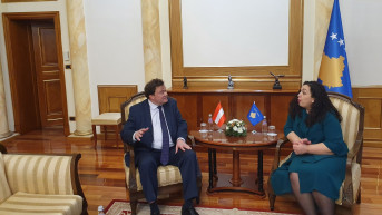 Kristof Veidinger i Vjosa Osmani 
