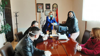Kosovska Kamenica - Podela zaštitnih maski za zdravstvene radnike