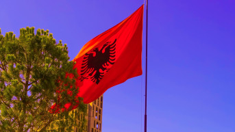 Albanska zastava 