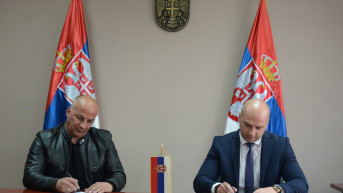 Simić i Uljarević potpisuju ugovor o primopredaju poslovnih prostorija.JPG