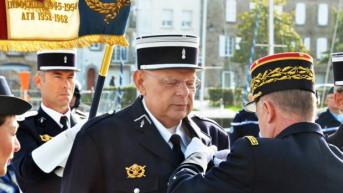 Kapetan Anri Frikono na uručenju vojnog priznanja