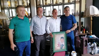 Srđan Đoković sa Organizacionim odborom turnira Srđan Đoković sa Organizacionim odborom turnira
