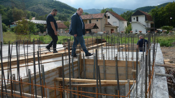 Kozarev prilikom obilaska radova na izgradnju stacionara u Banjskoj