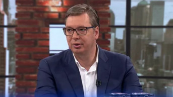 vučić pink