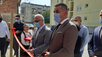 Vesić i Spirić - presecanje vrpce