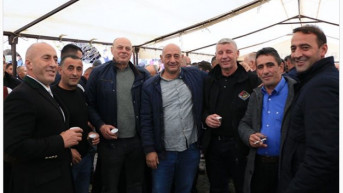 Haradinaj sa prijateljima proslava rođendan ocu