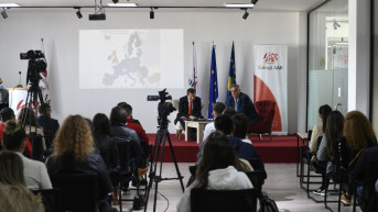 Suniog i studenti u Prištini