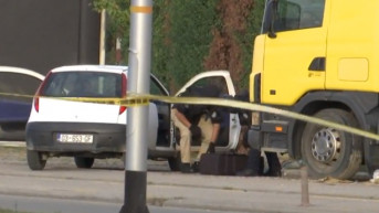 Policija pretražuje automobil