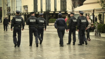 policija