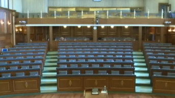 Prazna sala parlamenta