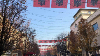 priština albanske zastave