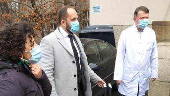 Radojević i Hodžić uručili medicinsku opremu Zdravstvenom centru