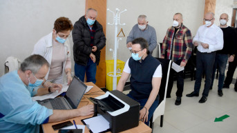 Petar Petković i predstavnici Srpske liste - vakcinacija u Raškoj 