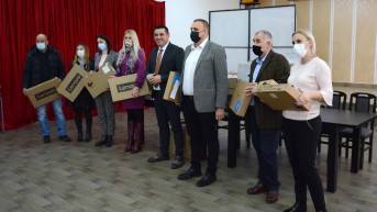 Spirić sa direktorima osnovnih škola u Severnoj Mitrovici Spirić sa direktorima osnovnih škola u Severnoj Mitrovici