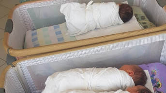 Novorođene bebe u porodilištu u Pasjanu
