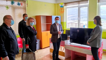 Lešak - Računarska oprema i televizori za PU "Veselo detinjstvo" 