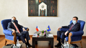 Aljbin Kurti i češki ambasador Pavel Bilek.