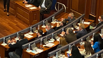 Poslanici DSK Hoti, Veljiu i Seljmanaj nisu glasali za Vjosu Osmani Poslanici DSK Hoti, Veljiu i Seljmanaj nisu glasali za Vjosu Osmani