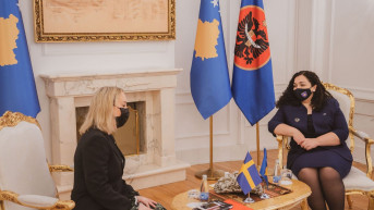 Vjosa Osmani i Lotar Hernmark 
