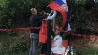 Končulj - skidanje srpske zastave