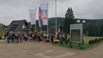 deca sa Kosova na Tari