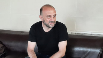 Bard Rugova profesor