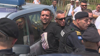 Privođenje mladića na Gazimestanu Privođenje mladića na Gazimestanu