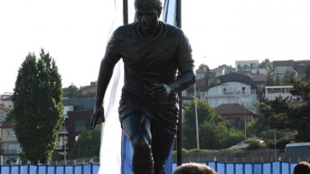 Spomenik Fadilju Vokriju 