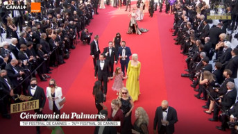 Aljbin Kurti sa porodicom na Filmskom festivalu u Kanu Aljbin Kurti sa porodicom na Filmskom festivalu u Kanu