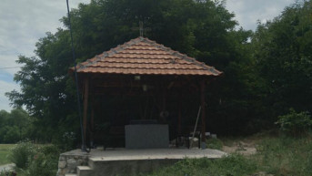 Crkveni bunar u Žuželjici