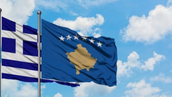 Grčka i Kosovo zastave Grčka i Kosovo zastave