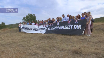 Članovi UNS na mestu otmice novinara Đura Slavuja i Ranka Perenića Članovi UNS na mestu otmice novinara Đura Slavuja i Ranka Perenića