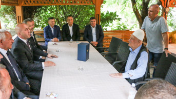 Ramuš Haradinaj u poseti Tačijevoj poodici