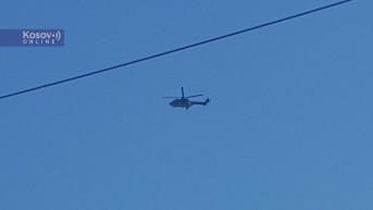 Helikopter Kfora iznad Jarinja