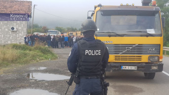 Jarinje, pripadnici Rosu i protest građana Jarinje, pripadnici Rosu i protest građana