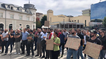 Protest u Prištini protiv obavezne vakcinacije