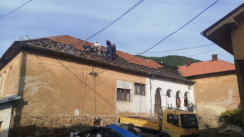 Rekonstrukcija krovne konstrukcije Zadružnog doma u Zvečanu
