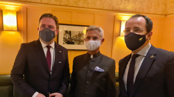 Selaković sa kiparskim kolegom
