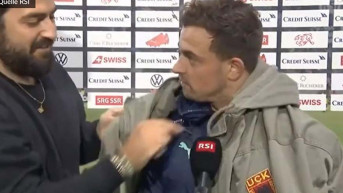 Šaćiri u jakni sa amblemom OVK Šaćiri u jakni sa amblemom OVK