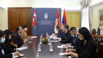 Ministar spoljnih poslova Srbije Nikola Selaković  sa ministrom spoljnih poslova Nepala Narajanom Кadkom