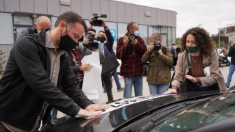 Akcija SDP ispred kosovske vlade povodom sporazuma o registarskim tablicama Akcija SDP ispred kosovske vlade povodom sporazuma o registarskim tablicama