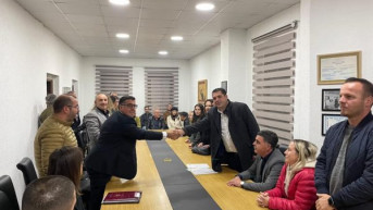 Bajram Hasani i Lufti Haziri.jpg Bajram Hasani i Lufti Haziri.jpg