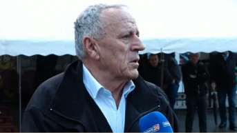Otac ubijenog Ljediona u autobuskoj nesreći.jpg