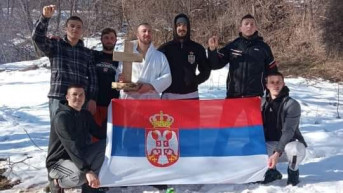 Plivanje za Časni krst u Gotovuši Plivanje za Časni krst u Gotovuši