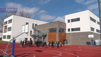 Srednjoškolski centar u Lapljem selu