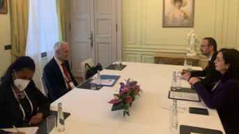 Vjosa Osmani, Jirgen Štok, Ketrin De Bol